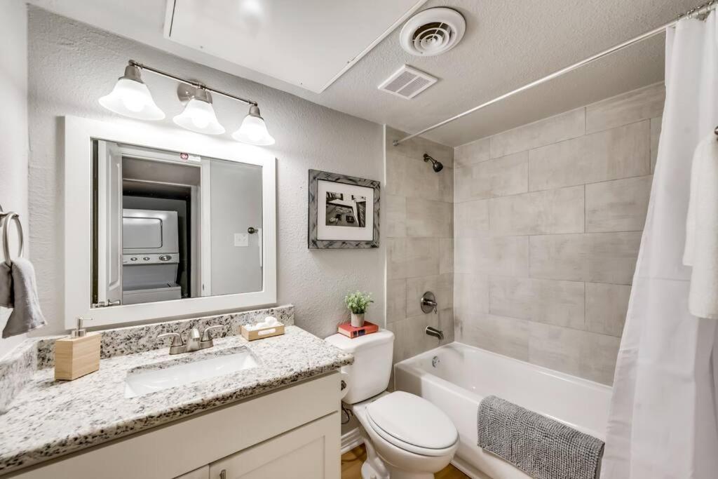 The Classic • Near Knox Henderson Dallas Bagian luar foto